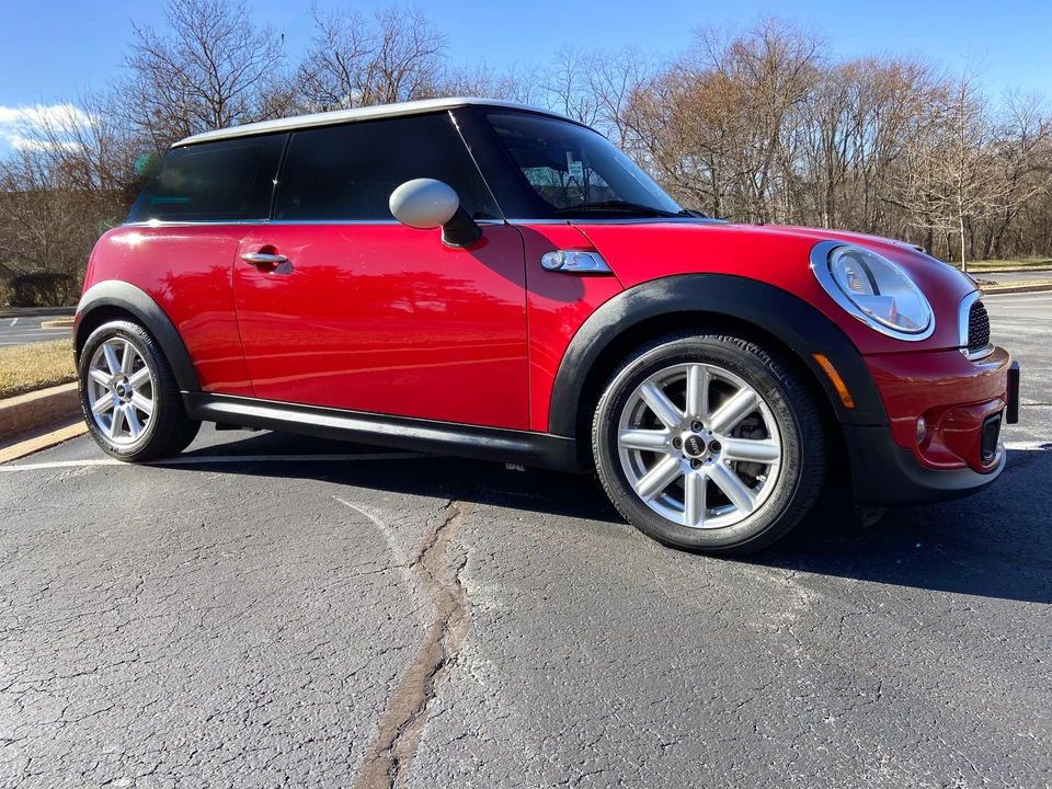 2011 Mini Mini 2nd Gen - Image 17 of 31
