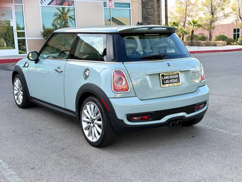 2011 Mini Mini 2nd Gen - Image 2 of 13