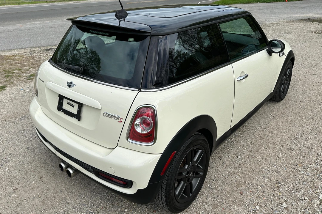 2011 Mini Mini 2nd Gen - Image 4 of 31