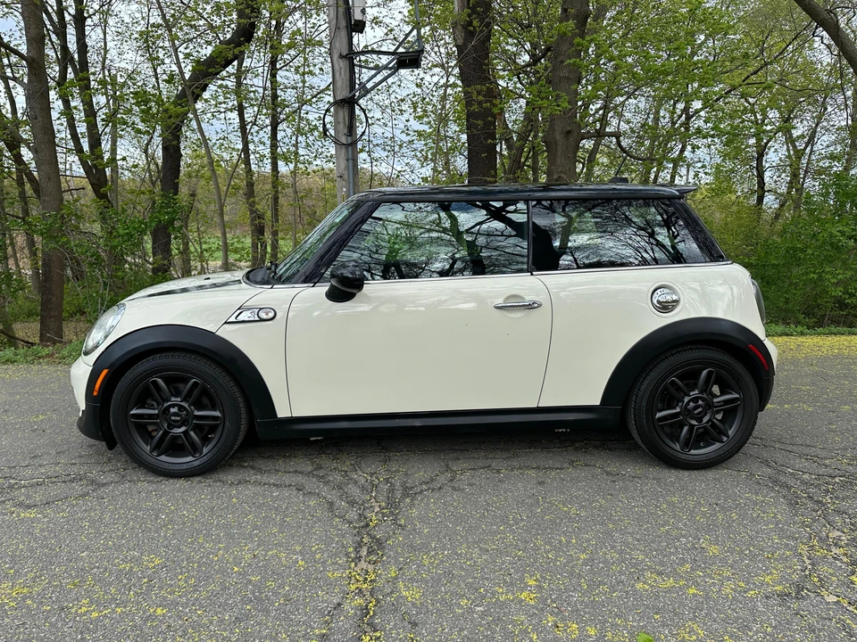 2011 Mini Mini 2nd Gen - Image 11 of 31