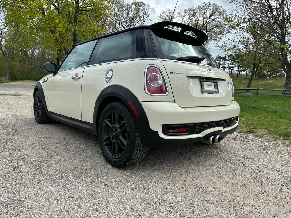 2011 Mini Mini 2nd Gen - Image 18 of 31