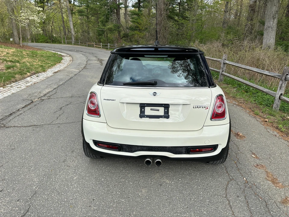 2011 Mini Mini 2nd Gen - Image 21 of 31