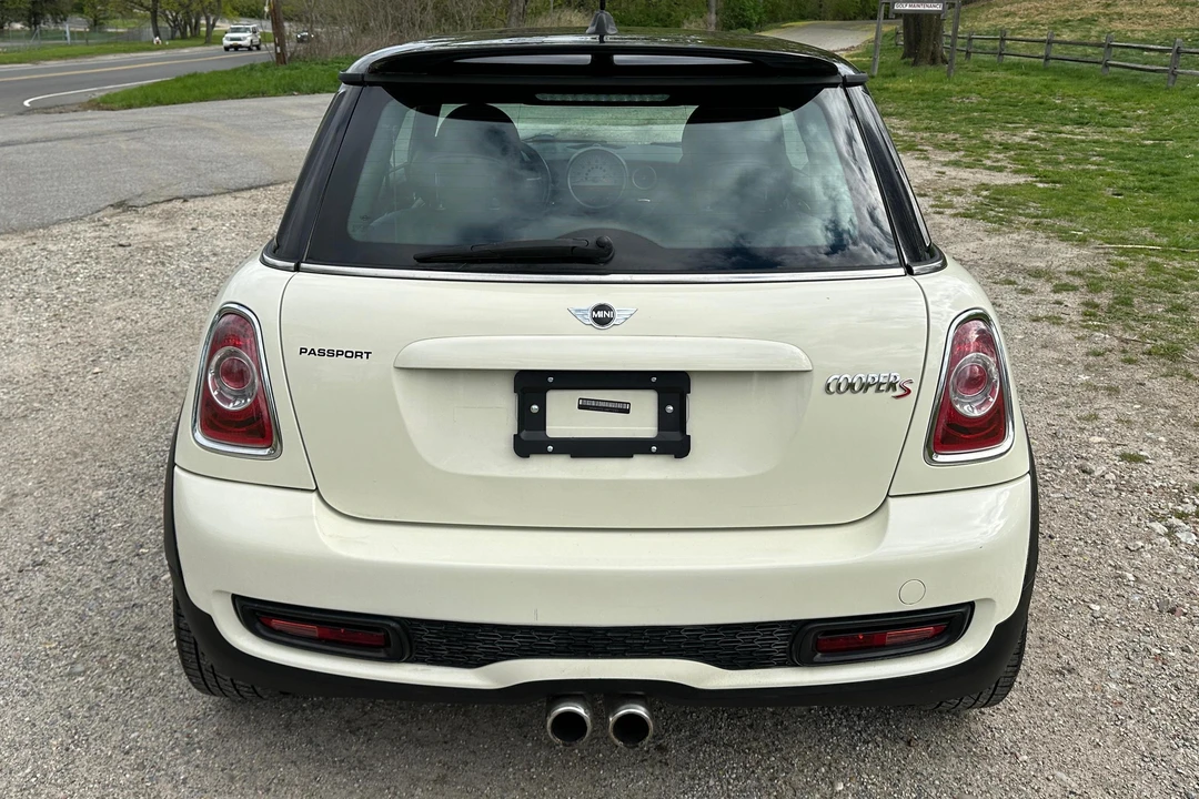 2011 Mini Mini 2nd Gen - Image 5 of 31