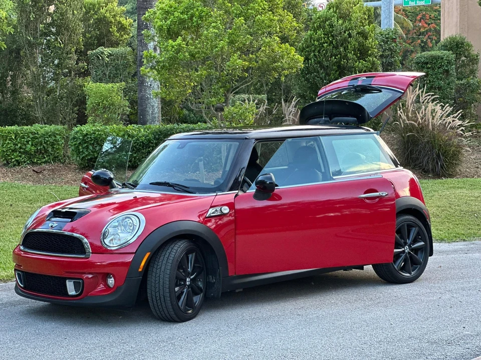 2011 Mini Mini 2nd Gen - Image 13 of 27
