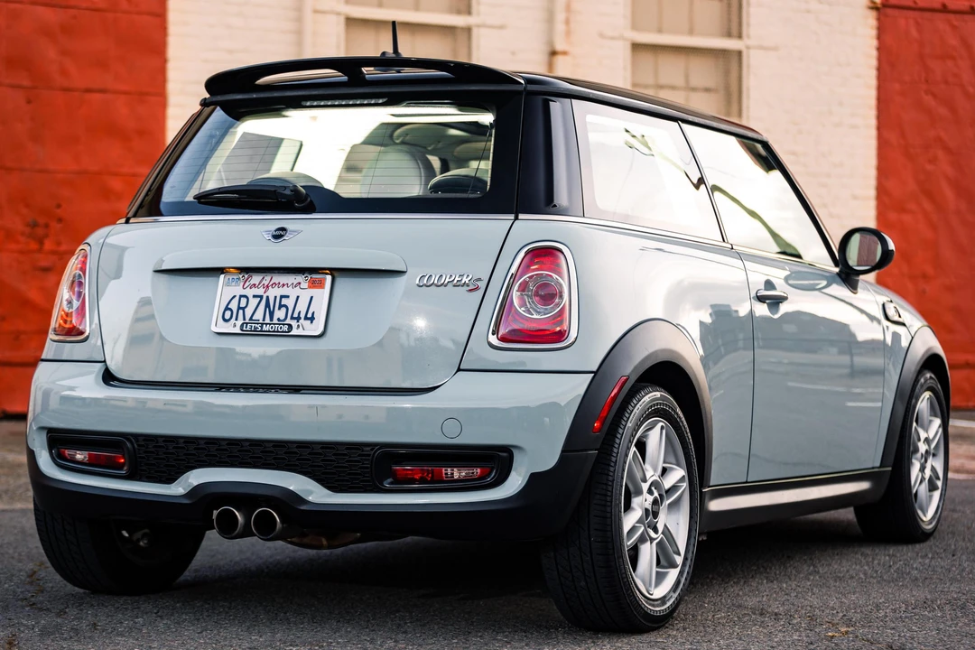 2011 Mini Mini 2nd Gen - Image 4 of 31