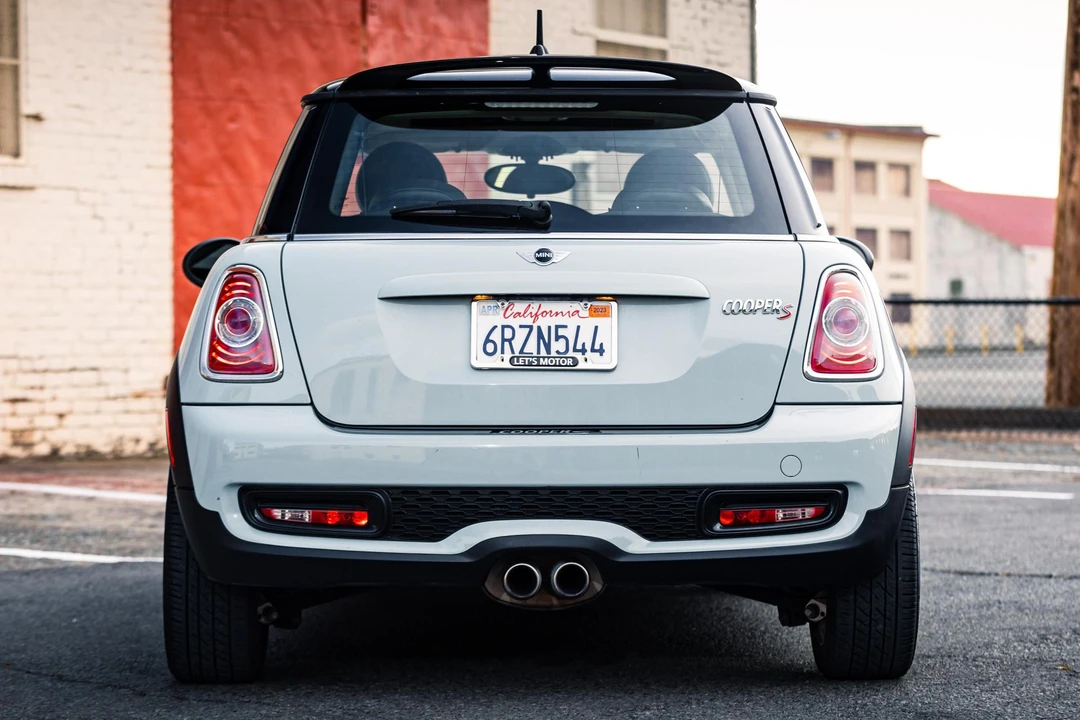2011 Mini Mini 2nd Gen - Image 5 of 31