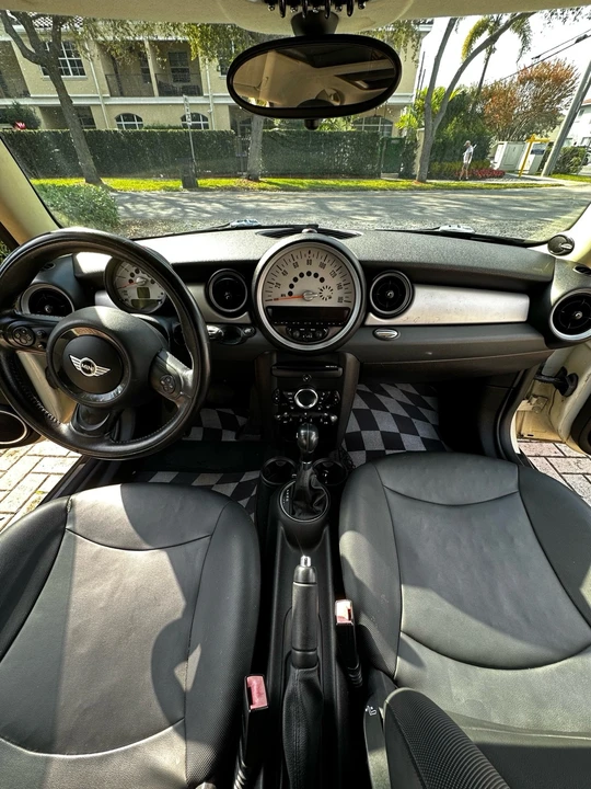 2011 Mini Mini 2nd Gen - Image 13 of 17