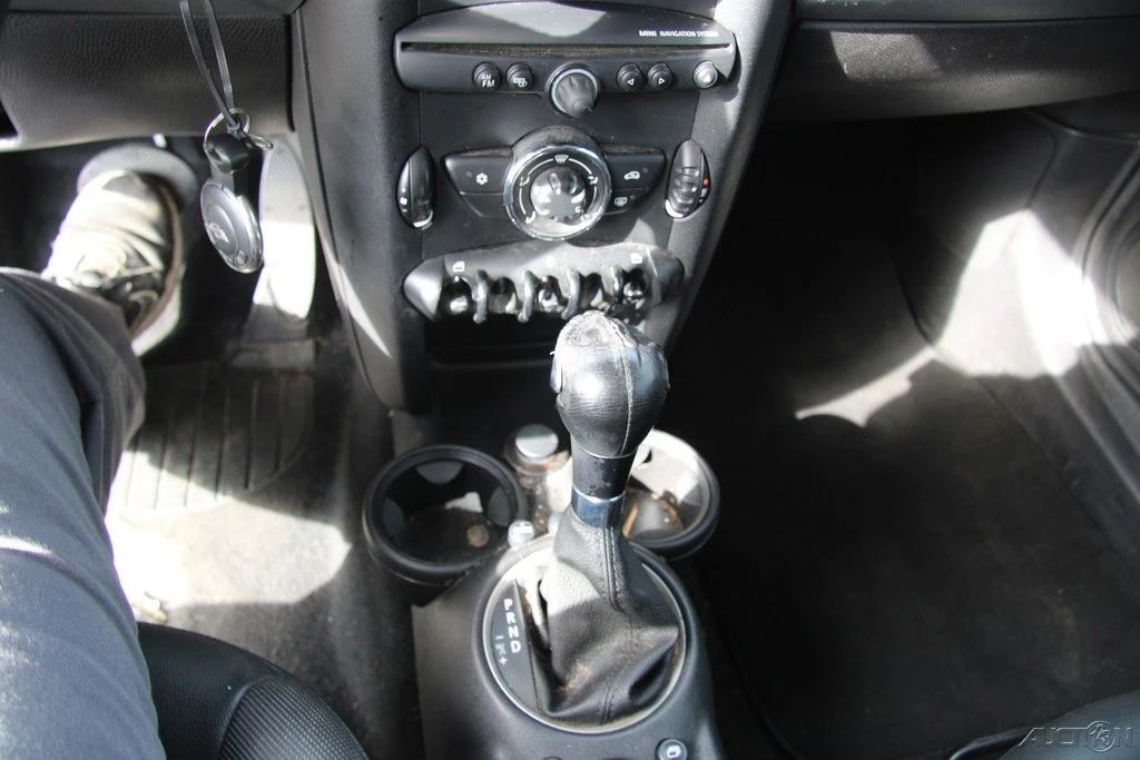 2011 Mini Mini 2nd Gen - Image 17 of 21