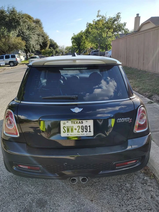 2011 Mini Mini 2nd Gen - Image 4 of 9
