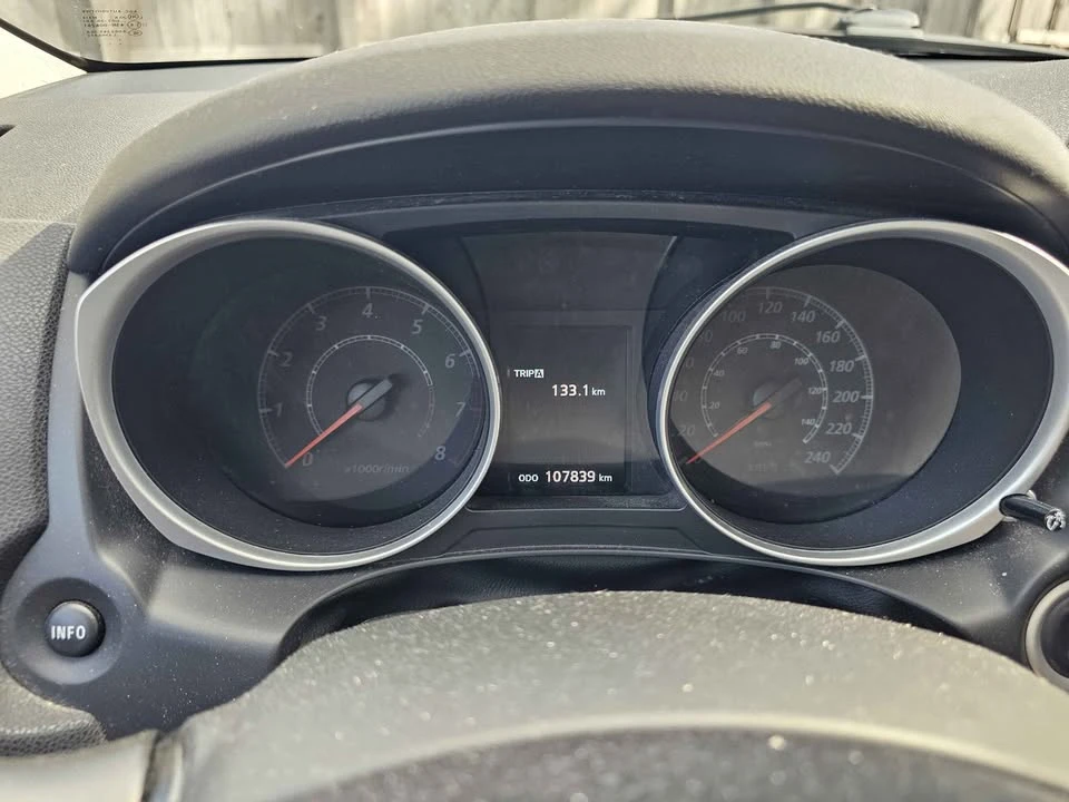 2011 Mitsubishi 3000GT - Image 2 of 11