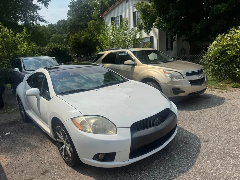 2011 Mitsubishi Eclipse 4th Gen - Image 2 of 9