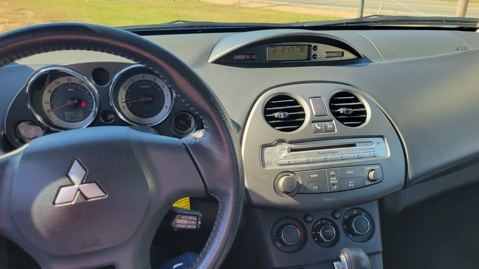 2011 Mitsubishi Eclipse 4th Gen - Image 10 of 13