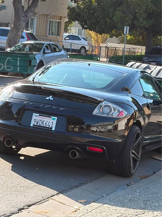 2011 Mitsubishi Eclipse 4th Gen - Image 10 of 11