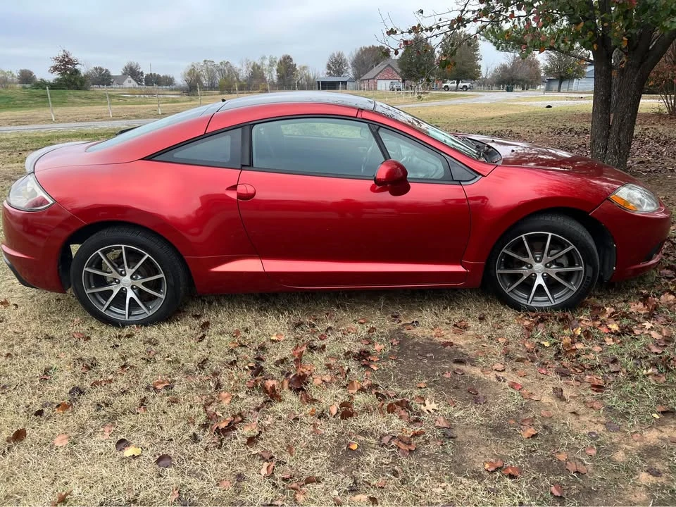 2011 Mitsubishi Eclipse 4th Gen - Image 9 of 12