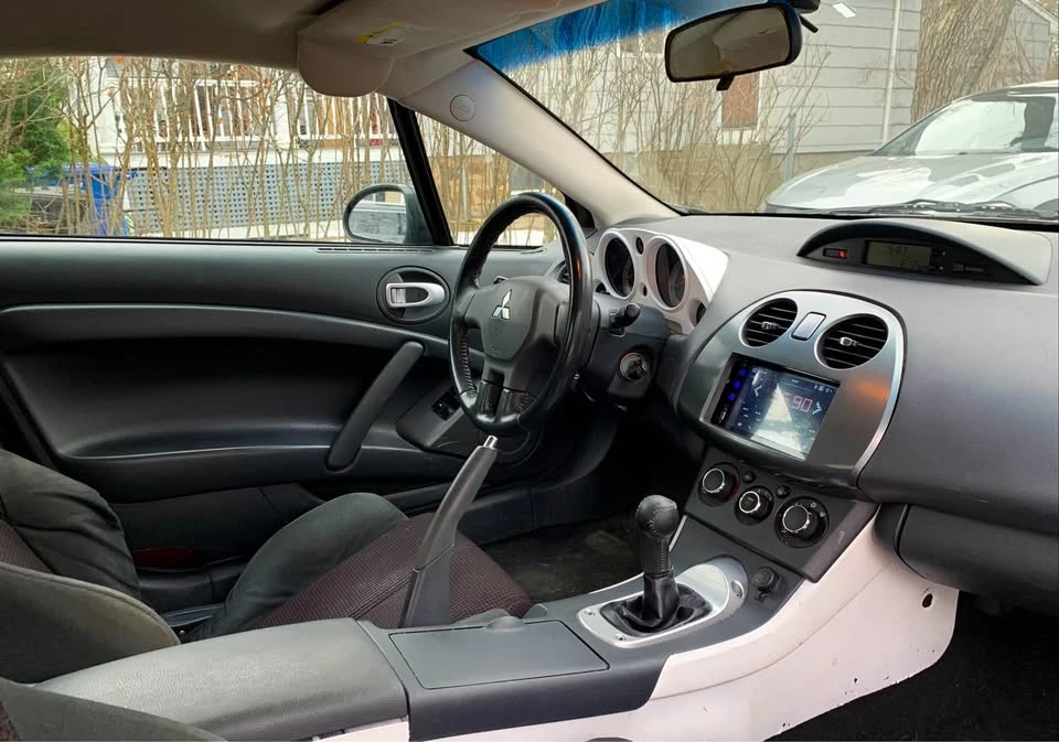 2011 Mitsubishi Eclipse 4th Gen - Image 8 of 13