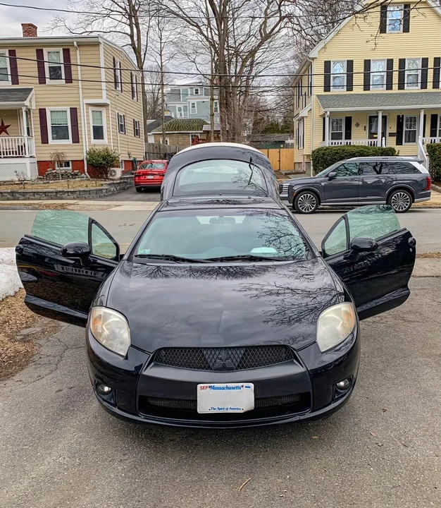 2011 Mitsubishi Eclipse 4th Gen - Image 6 of 13