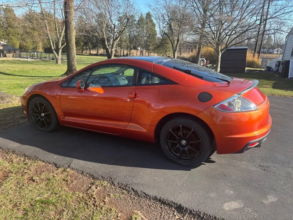 2011 Mitsubishi Eclipse - Image 2 of 8