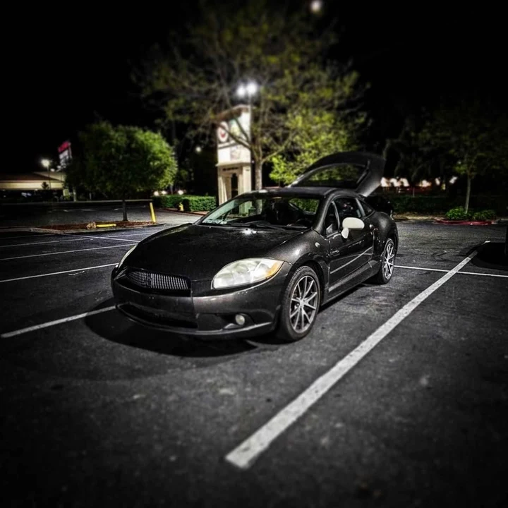2011 Mitsubishi Eclipse 4th Gen - Image 9 of 10