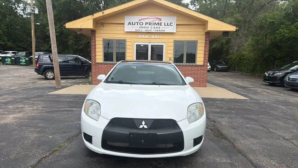 2011 Mitsubishi Eclipse 4th Gen - Image 2 of 20
