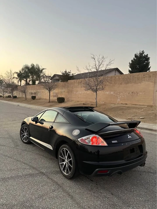 2011 Mitsubishi Eclipse 4th Gen - Image 4 of 13