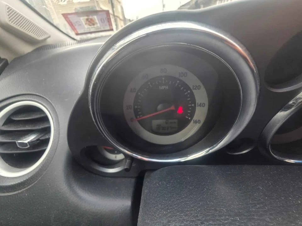 2011 Mitsubishi Eclipse 4th Gen - Image 5 of 8