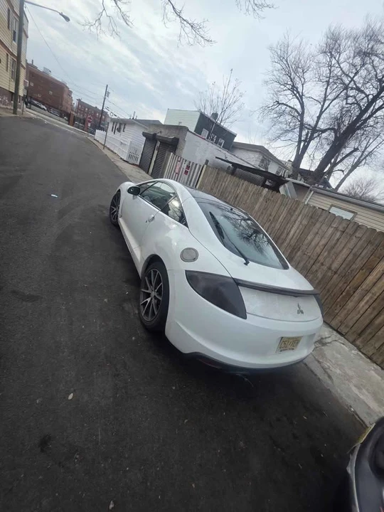 2011 Mitsubishi Eclipse 4th Gen - Image 3 of 8