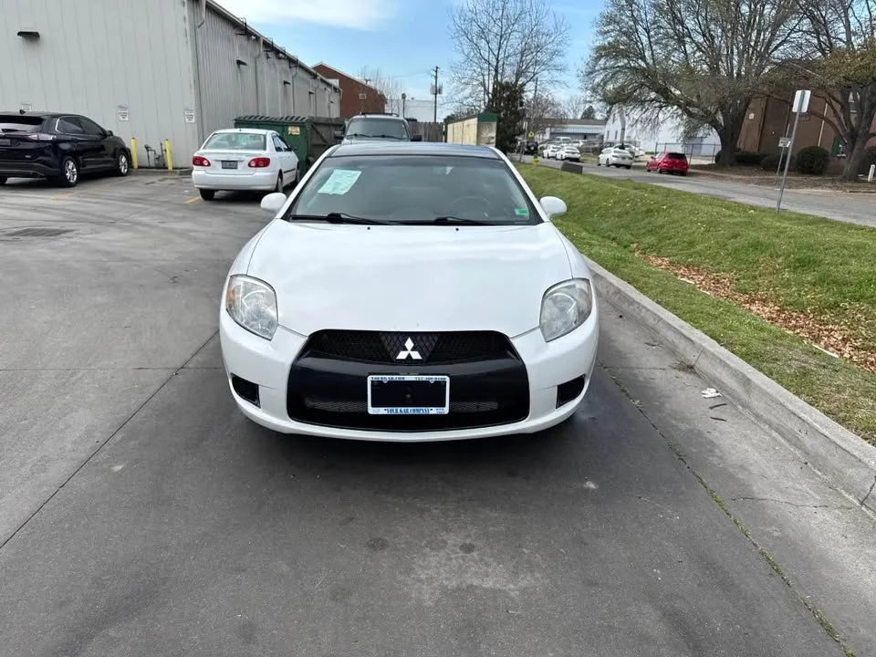 2011 Mitsubishi Eclipse 4th Gen - Image 4 of 16