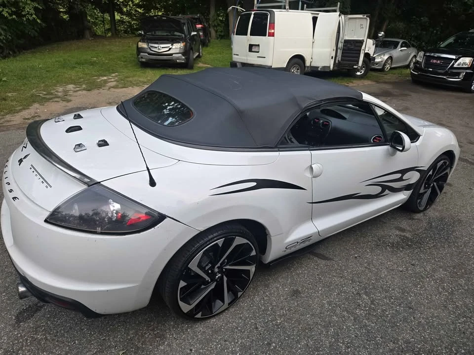 2011 Mitsubishi Eclipse 4th Gen - Image 12 of 13