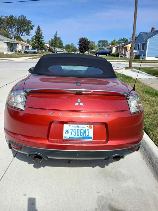 2011 Mitsubishi Eclipse 4th Gen - Image 4 of 8