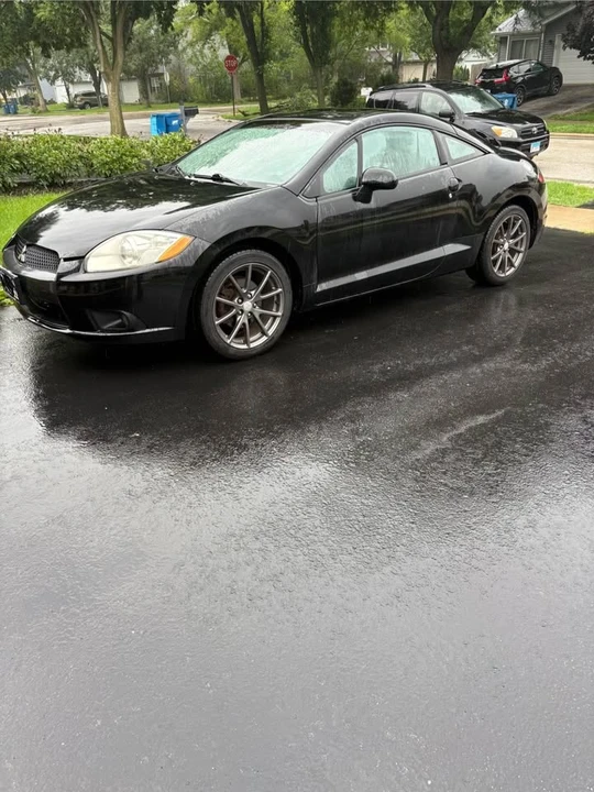 2011 Mitsubishi Eclipse 4th Gen - Image 2 of 8