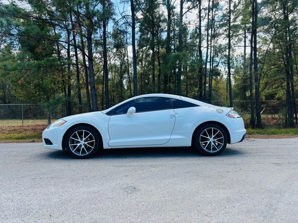2011 Mitsubishi Eclipse 4th Gen - Image 2 of 7
