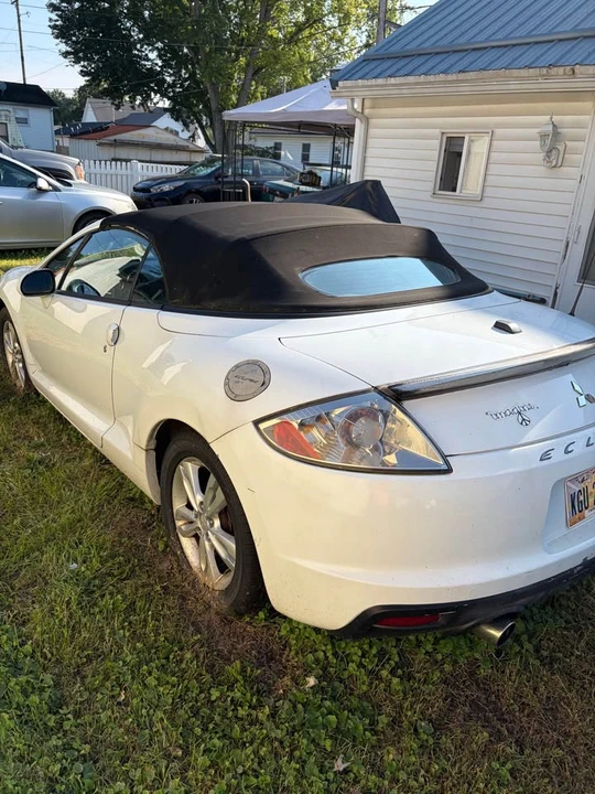 2011 Mitsubishi Eclipse 4th Gen - Image 2 of 8