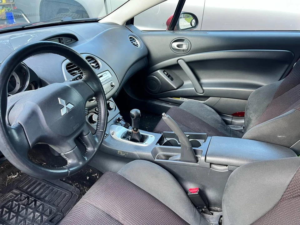 2011 Mitsubishi Eclipse 4th Gen - Image 9 of 12