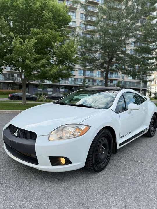 2011 Mitsubishi Eclipse 4th Gen - Image 9 of 14