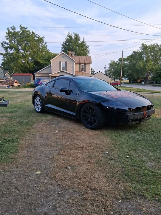 2011 Mitsubishi Eclipse 4th Gen - Image 2 of 5