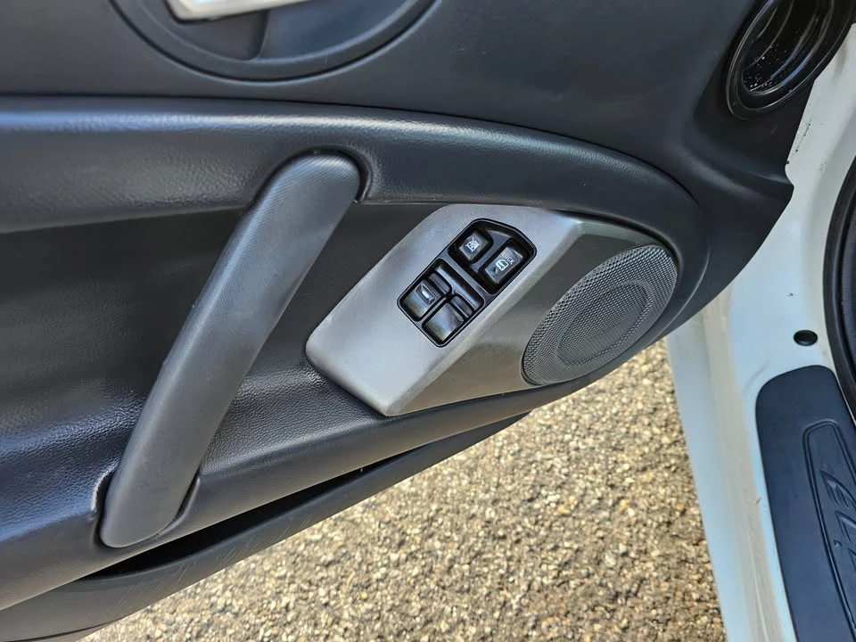 2011 Mitsubishi Eclipse 4th Gen - Image 9 of 14