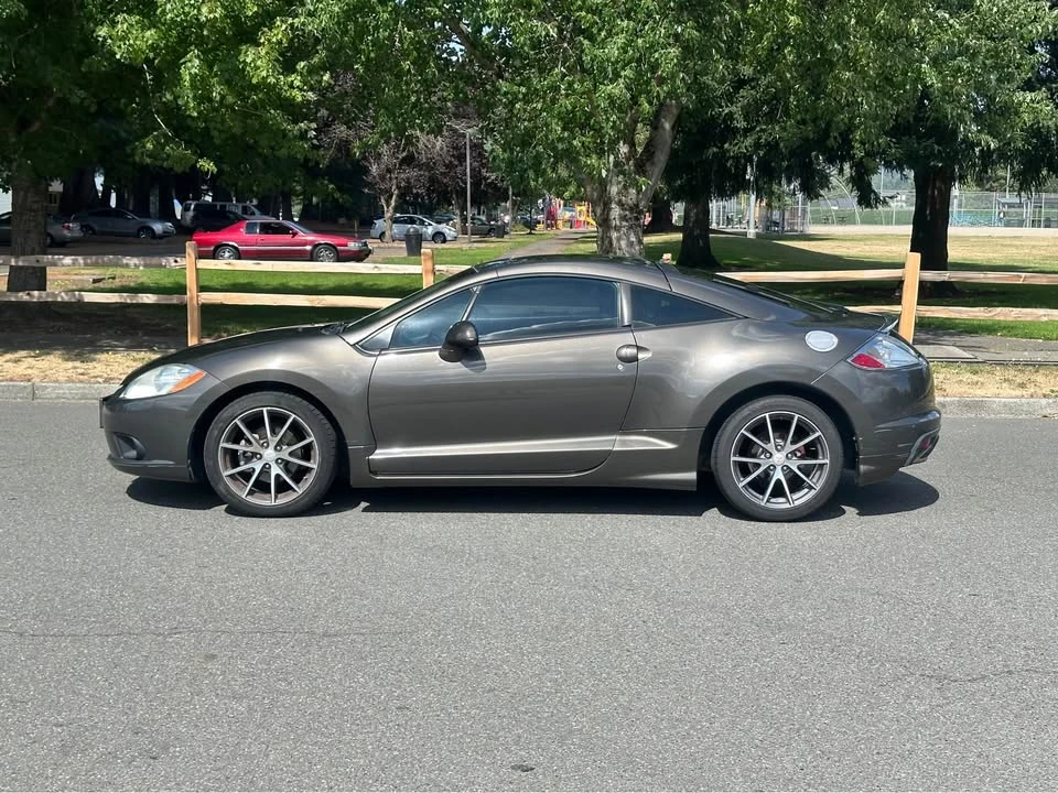 2011 Mitsubishi Eclipse 4th Gen - Image 3 of 13