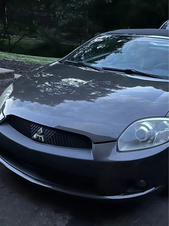 2011 Mitsubishi Eclipse 4th Gen - Image 2 of 10