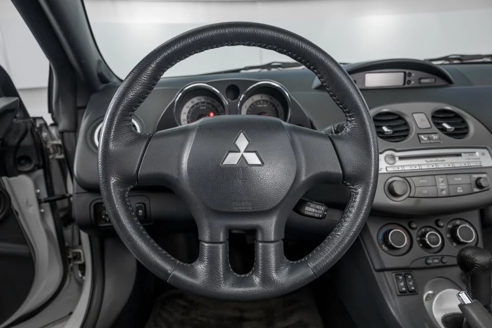 2011 Mitsubishi Eclipse 4th Gen - Image 17 of 20