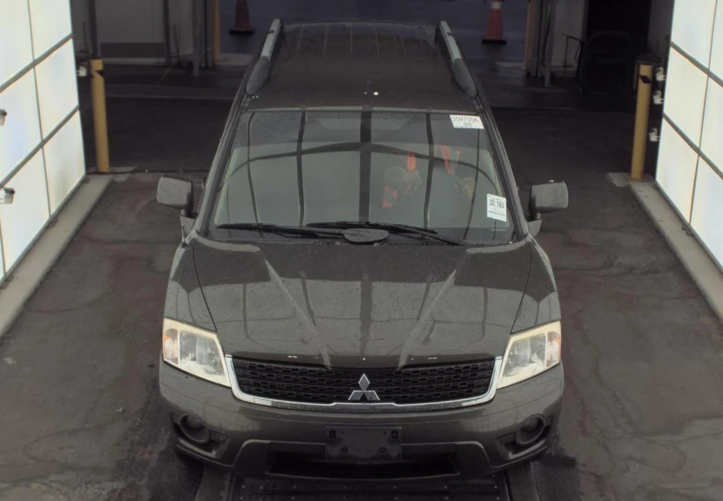 2011 Mitsubishi Endeavor - Image 2 of 15