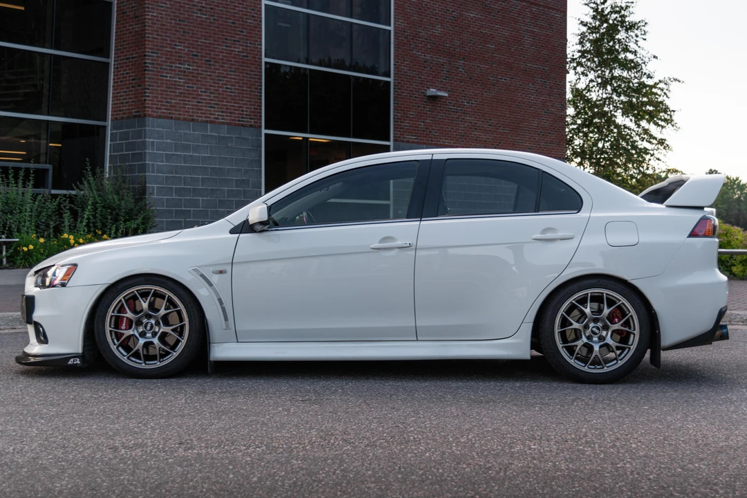 2011 Mitsubishi Lancer Evolution X 9th Gen - Image 8 of 31