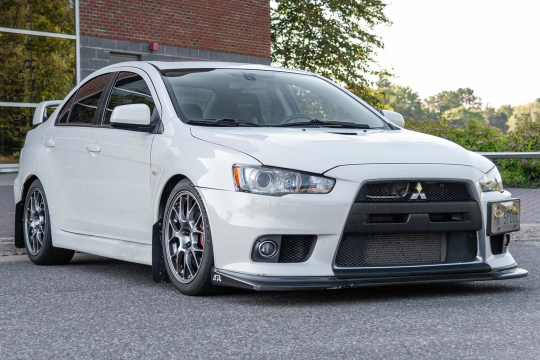2011 Mitsubishi Lancer Evolution X 9th Gen - Image 13 of 31