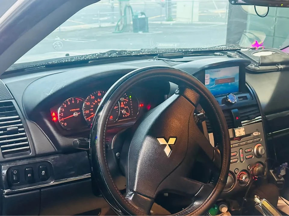 2011 Mitsubishi Galant 9th Gen - Image 9 of 9