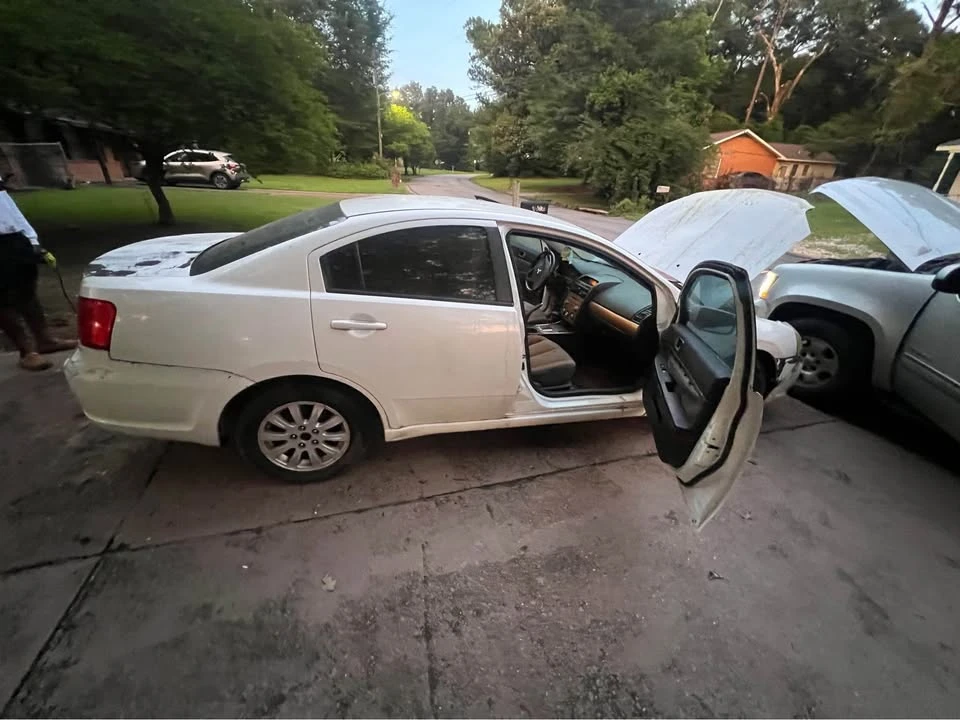 2011 Mitsubishi Galant 9th Gen - Image 2 of 5