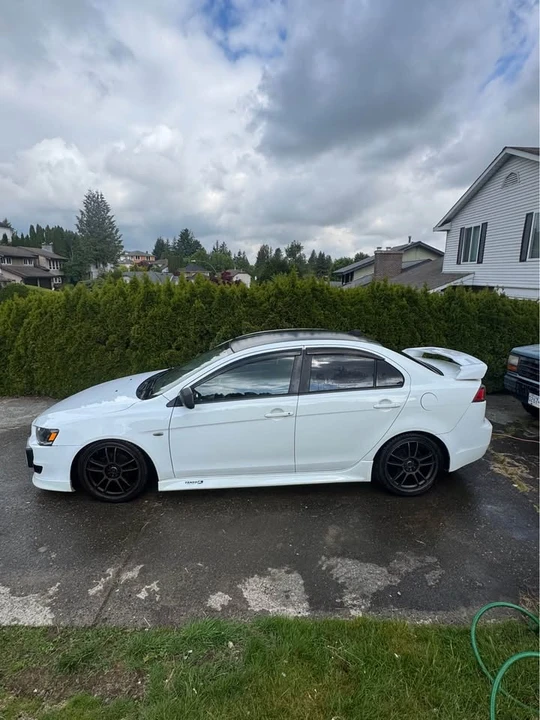 2011 Mitsubishi Lancer 9th Gen - Image 4 of 12