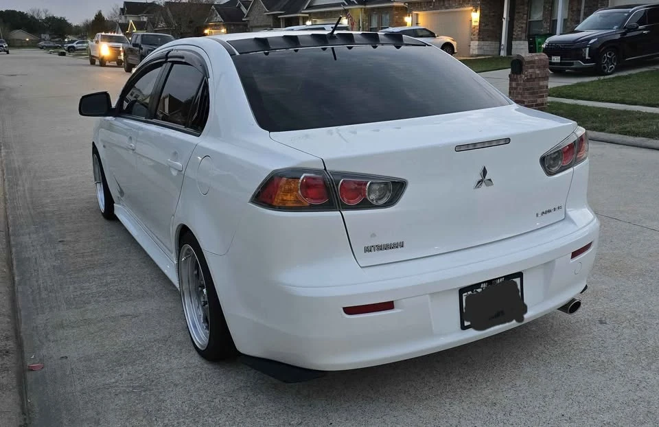 2011 Mitsubishi Lancer 9th Gen - Image 4 of 9