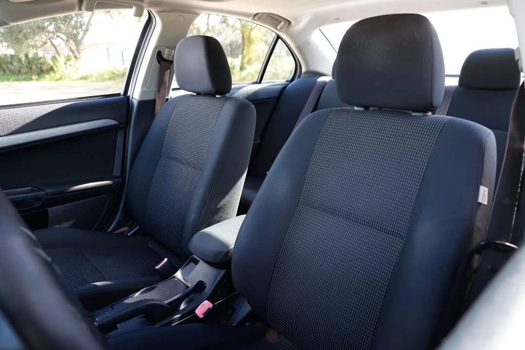 2011 Mitsubishi Lancer 8th Gen - Image 5 of 12