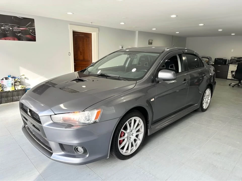 2011 Mitsubishi Lancer Evolution X 9th Gen - Image 2 of 20