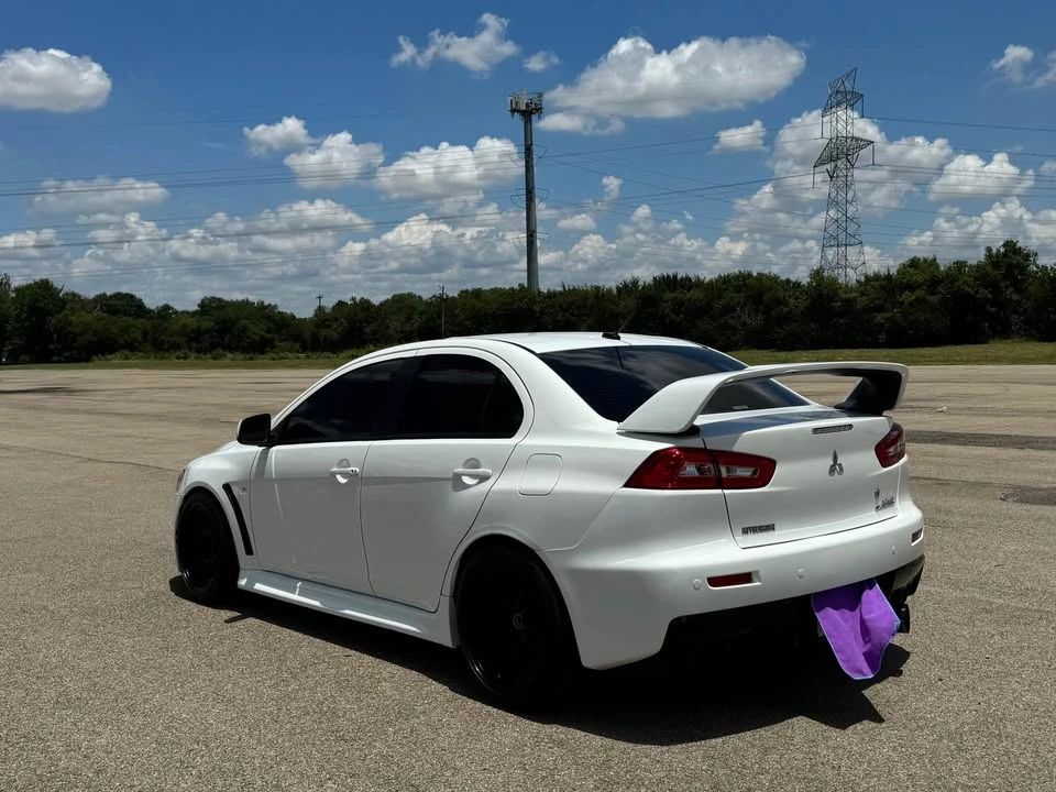 2011 Mitsubishi Lancer Evolution X 9th Gen - Image 5 of 11