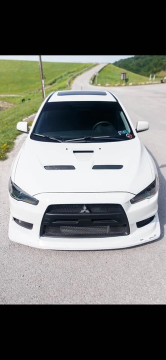 2011 Mitsubishi Lancer Evolution X 9th Gen - Image 4 of 16
